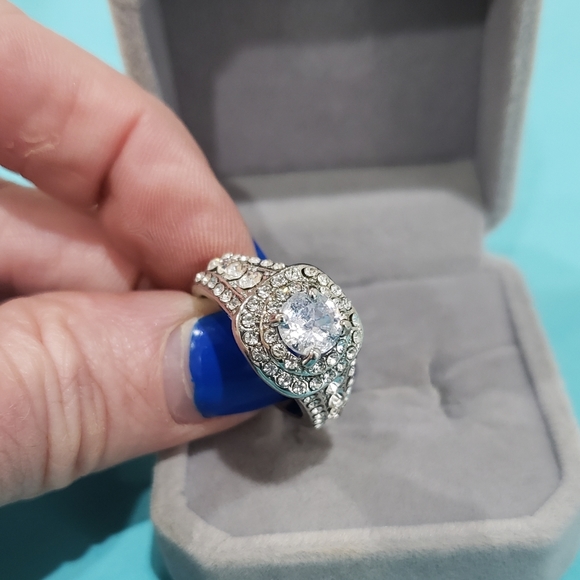 Shine 925 Silver White Topaz Fashion Ring - Picture 8 of 11